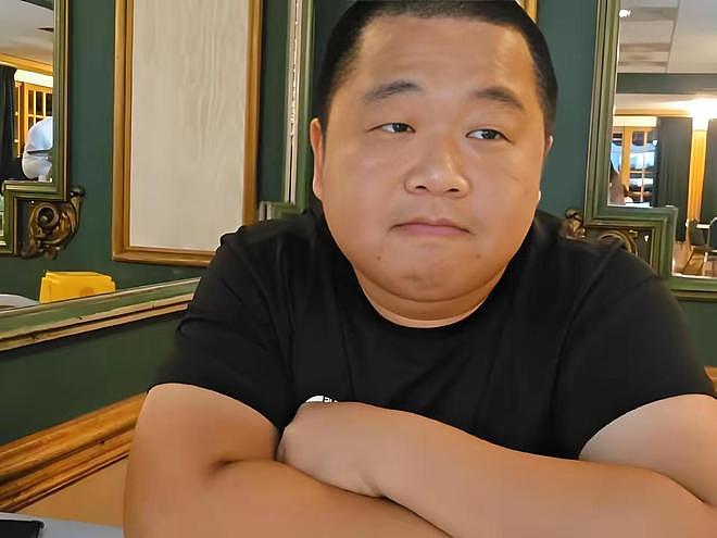 网红蓝战非自曝立过遗嘱了:不结婚我的遗产给谁?(组图) - 6
