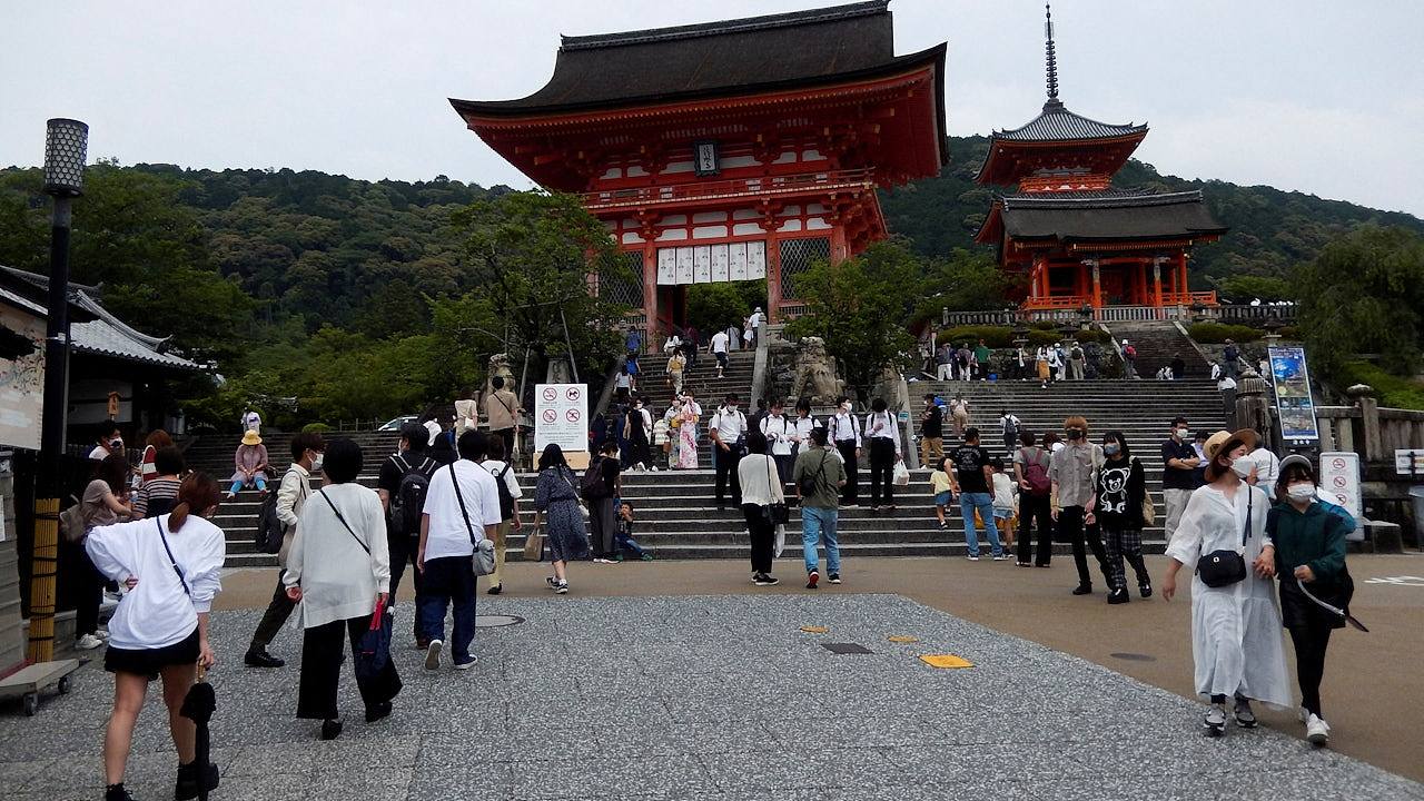 中国旅行社停售赴日游产品,建议去澳洲埃及等安全系数高路线(组图) - 1