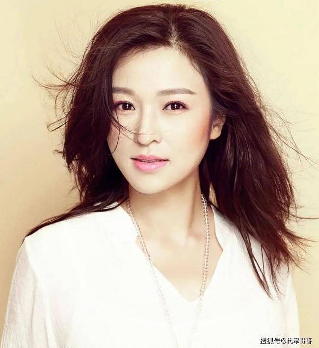 坚决拒绝潜规则,47岁仍未婚的她如今怎样了(组图) - 1