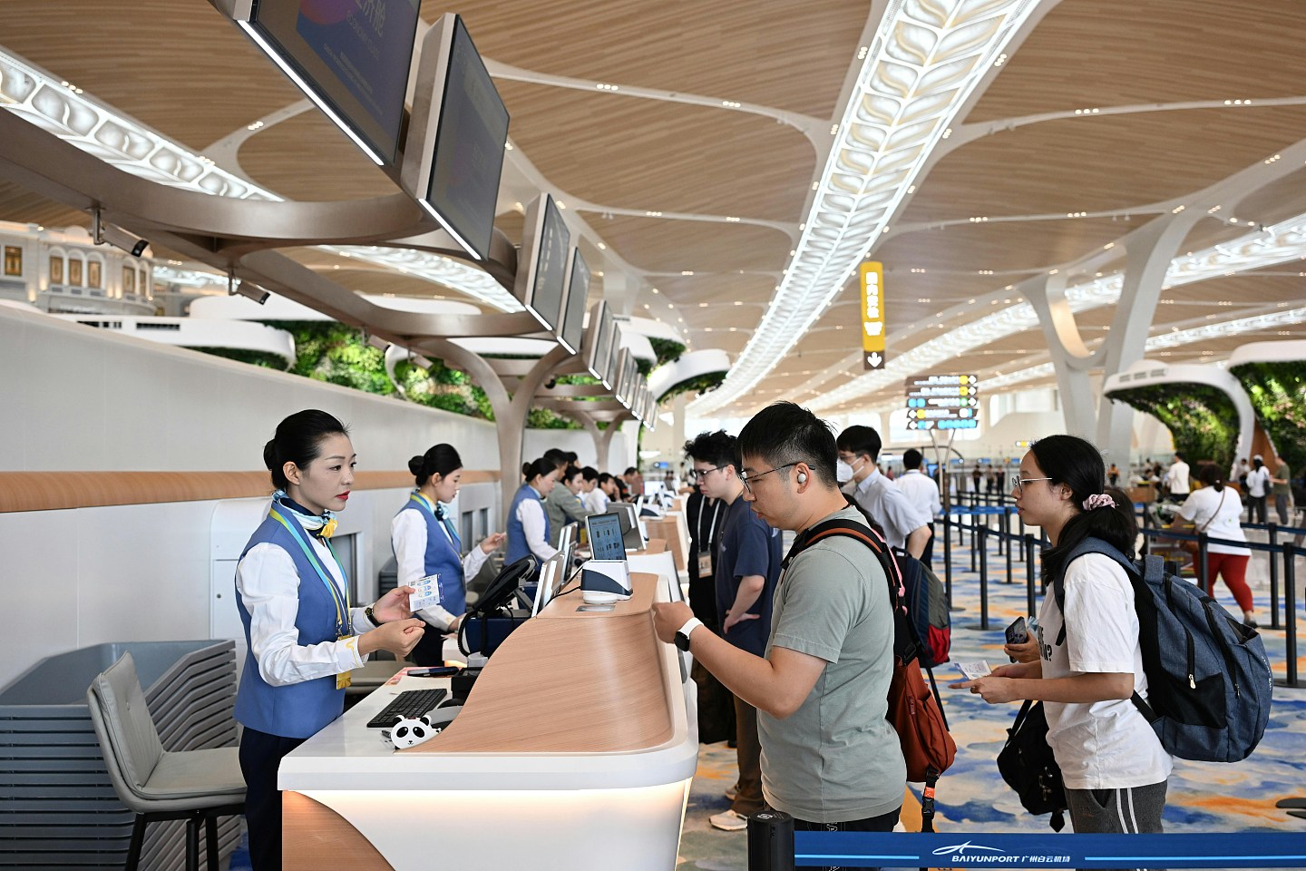 中国旅行社停售赴日游产品,建议去澳洲埃及等安全系数高路线(组图) - 3