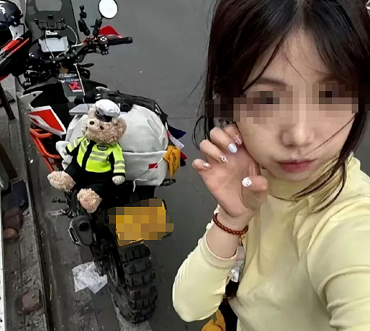 50岁大叔控诉被20岁嫩妹“白嫖”,女方甩合照和消费记录这颜值到底谁亏了(组图) - 2