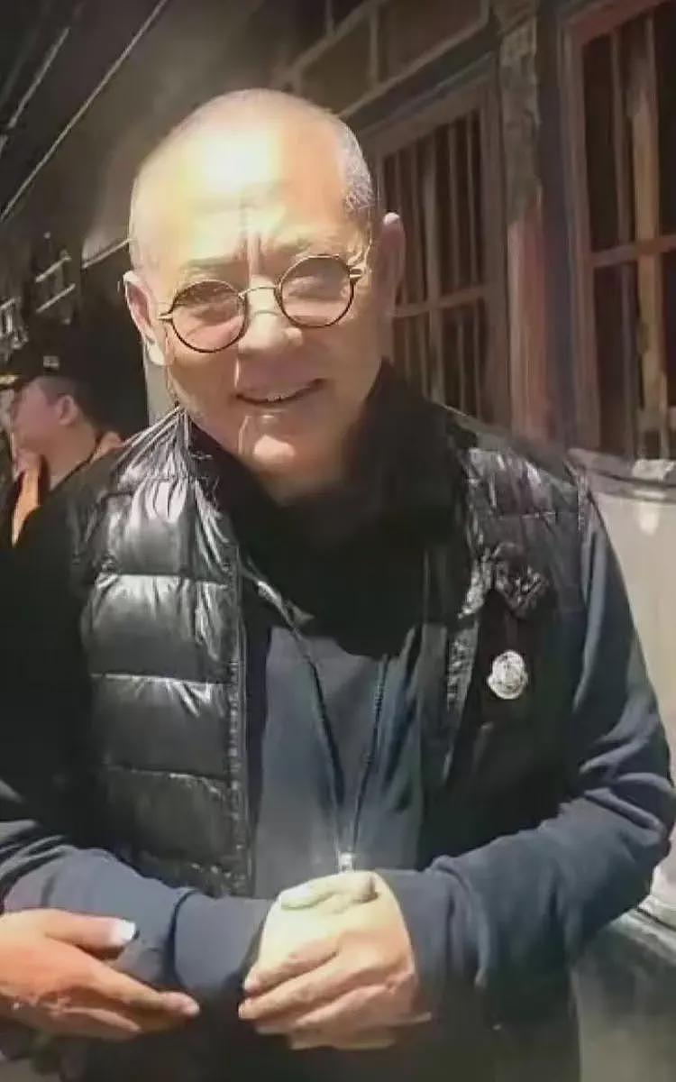 李连杰“返老还童”，李嘉诚也被拔萝卜，疑8年前就已接种干细胞（组图） - 3