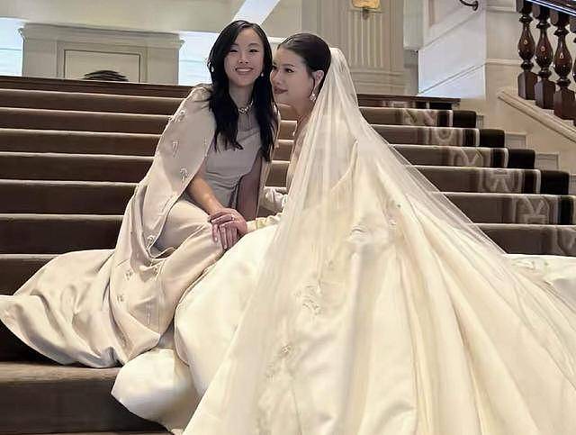 恭喜!香港知名富家千金低调结婚,举行闭门婚礼(组图) - 1