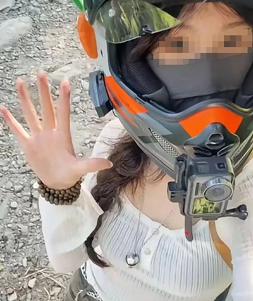 50岁大叔控诉被20岁嫩妹“白嫖”,女方甩合照和消费记录这颜值到底谁亏了(组图) - 10