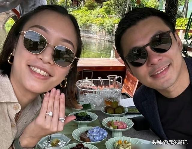 霍启仁婚礼现场曝光：新娘五官神似婆婆朱玲玲，小腹隆起孕相明显（组图） - 10