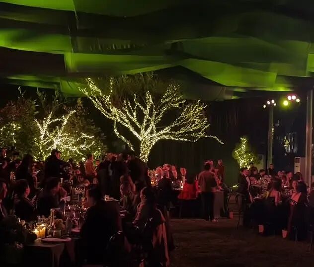 热搜第一!霍启刚弟弟霍启仁在玉龙雪山举办婚礼!新娘为泰国华裔!二人已相恋5年!霍震霆、朱玲玲同框送祝福(组图) - 7