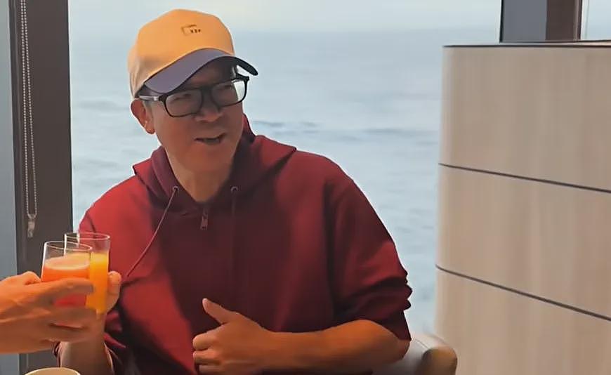 俞敏洪南极旅游发全员信引争议!员工称“只觉得讽刺”:老板在南极,员工在加班(组图) - 2