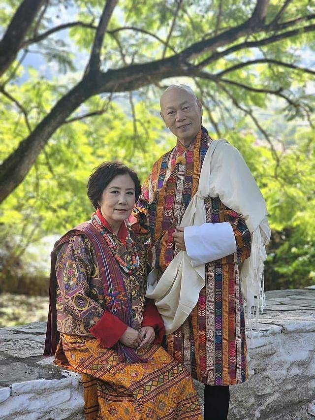 弥补遗憾!港圈恩爱夫妻不丹拍婚照,男方四度患癌(组图) - 6