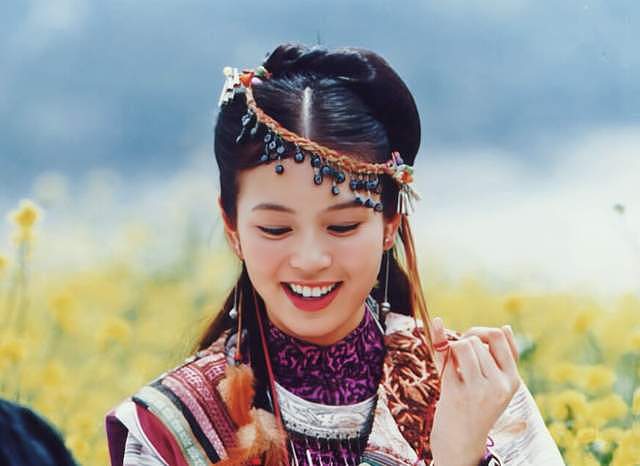 “阿奴”刘品言官宣生女！婚戒套宝宝大脚趾上，产后模样好憔悴（组图） - 3