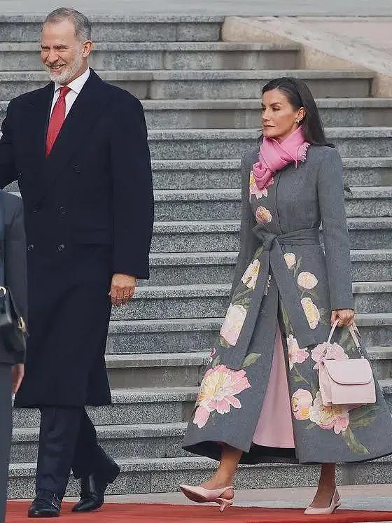 莱蒂齐亚王后行动高调回应离婚传闻,老国王胡安指责她破坏家族(组图) - 2