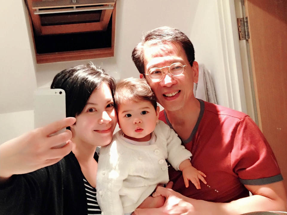 香港知名女星觅第二春，未婚生女当单亲妈妈多年，惨遭律师前任家暴（组图） - 8