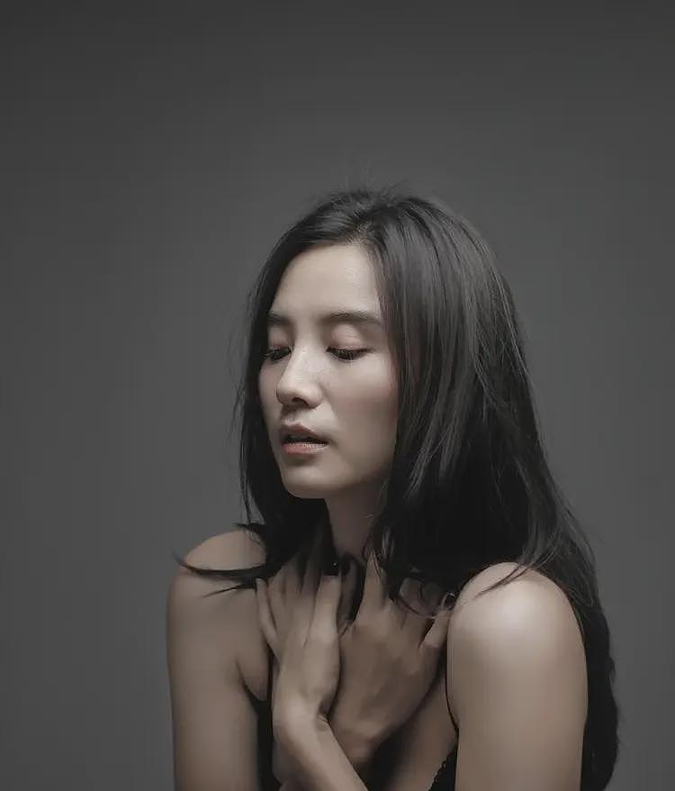 金鸡奖质疑愈演愈烈，多位圈内人鸣不平，网友齐发声抵制张艺谋！（组图） - 6