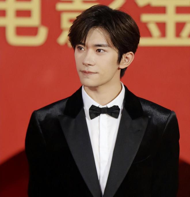 陈思诚夺金鸡最佳导演奖，邵艺辉仅有入围资格，到底哪里出了问题（组图） - 1