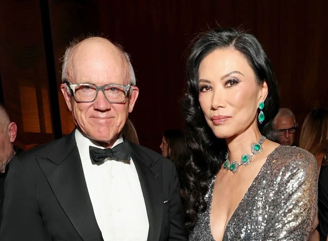 邓文迪又升咖了！女儿长成翻版可儿，打赢继承之战名媛气场拉满…（组图） - 37