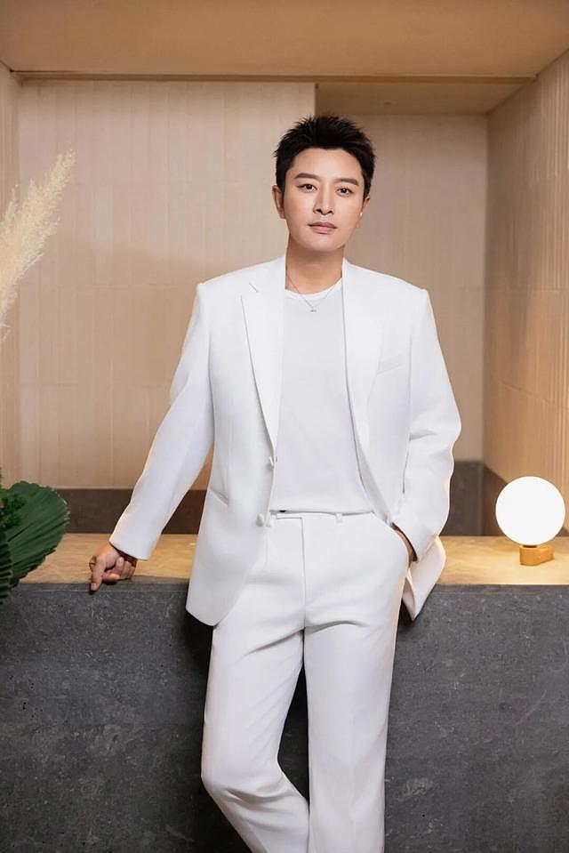 贾乃亮方发声明否认直播卖假货，“产品均由官方旗舰店发货”；品牌方回应：无法查询到相关信息（组图） - 1