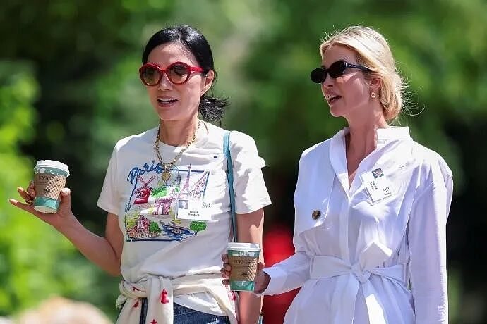 邓文迪又升咖了！女儿长成翻版可儿，打赢继承之战名媛气场拉满…（组图） - 36