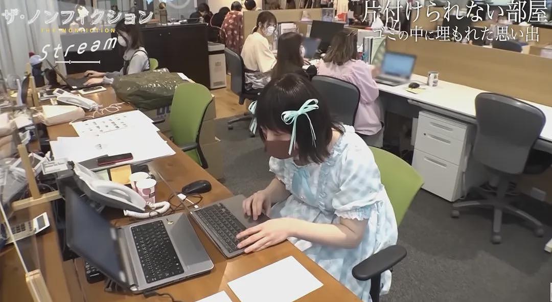 东大高材生沦落到住垃圾屋，精英家庭出身从小被灌输“成功才有价值”，却因拒绝考公被亲妈赶出家…（组图） - 9