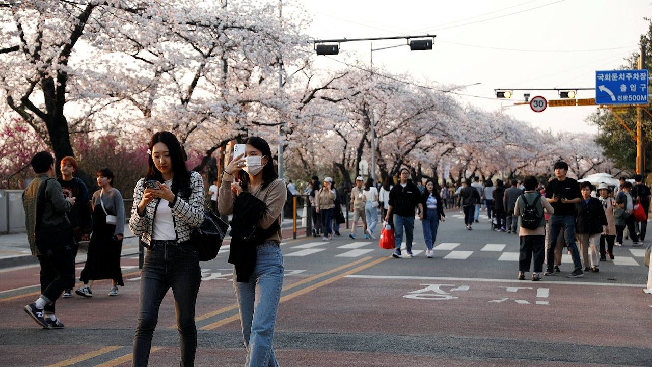 高市早苗“台湾有事论”遭致中国游客抛弃,韩国取代日本成热门目的地(组图) - 1