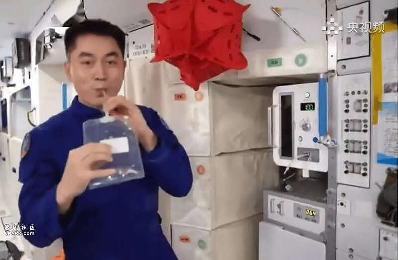 太空烤肉？大国阳谋：中国空间站上演的顶级凡尔赛（组图） - 15