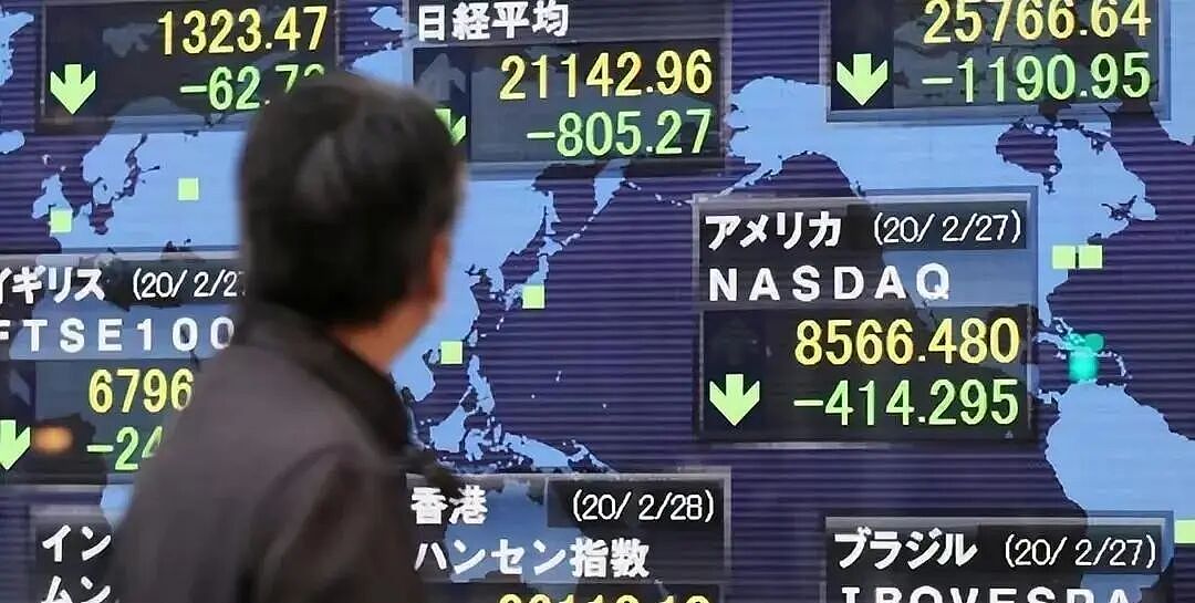 中国爆退近50万张机票,日本损失超820亿!新加坡“笑”称:李光耀早预言到这1天(组图) - 4