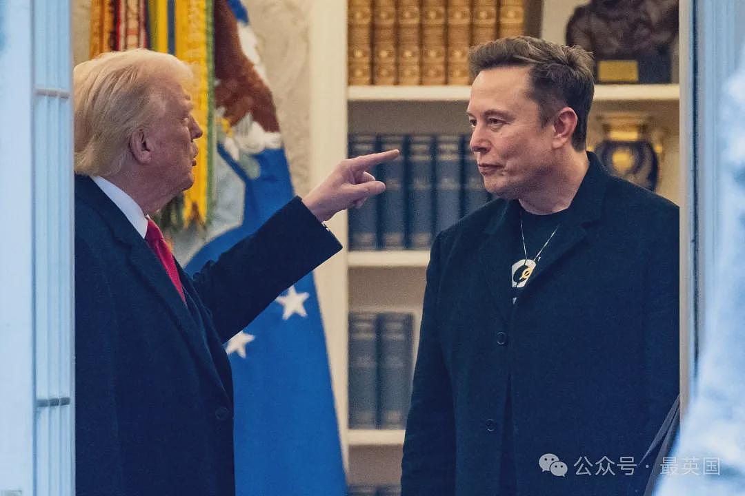 马斯克重返白宫:从2.5亿金主到互怼拉黑,这场握手藏着多少算计(视频/组图) - 2