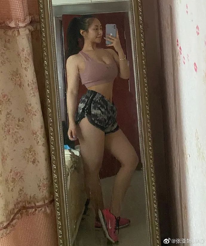 【美女】99年翘臀妹子,一张旗袍照撩爆直男!网友:太犯规了(组 图) - 20