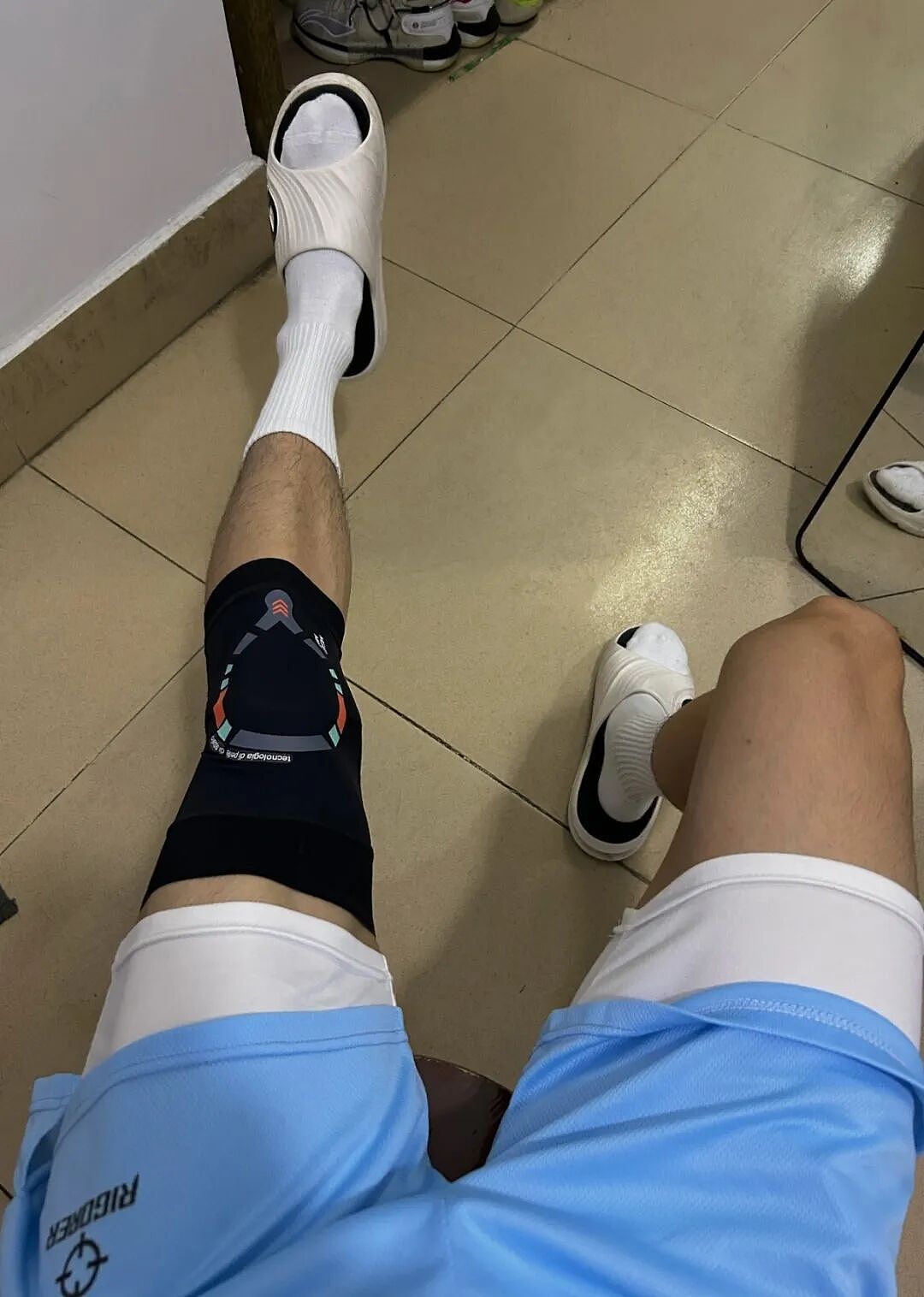 【帅哥】19岁钻石男高已是推特顶流?网友辣评:下一个南王...(组图) - 6