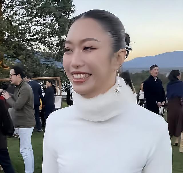 霍家新儿媳家世曝光,看到她再看郭晶晶,才懂为何霍家不娶章子怡(组图) - 1