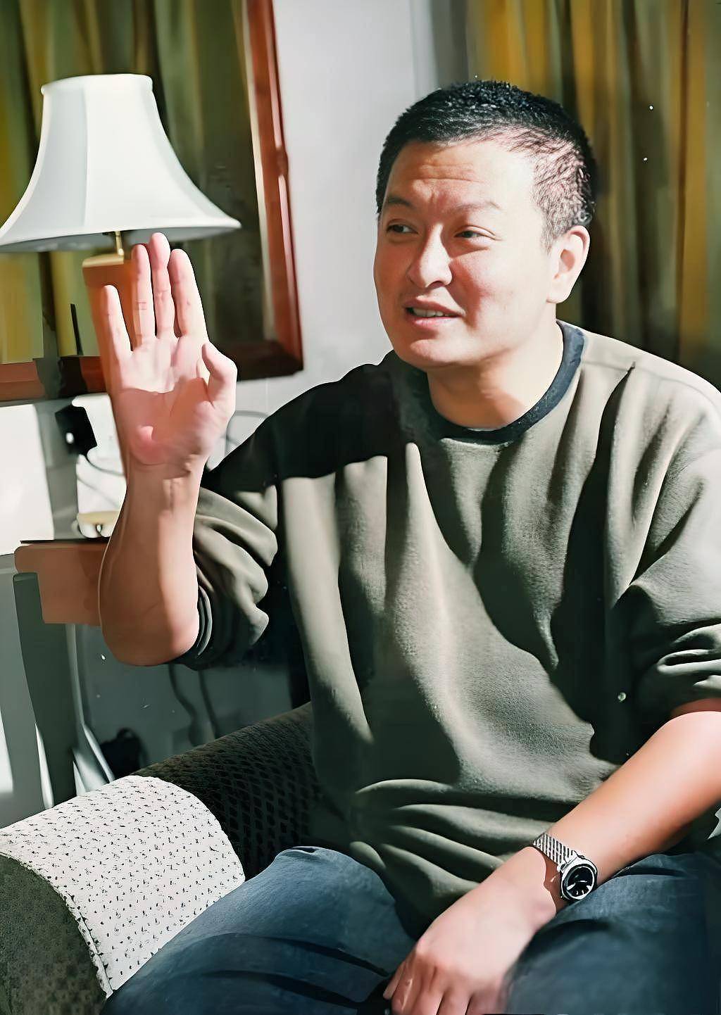 他是青年导演是倪萍的继子，一句话让倪萍热泪盈眶（组图） - 3