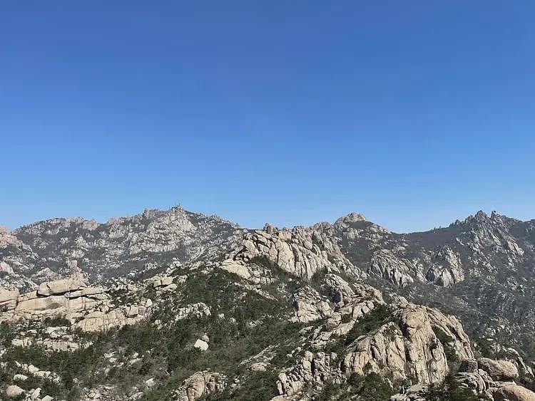 49岁网红无防护爬山坠亡后续!运遗体画面曝光,死前不听劝骂网友(组图) - 3