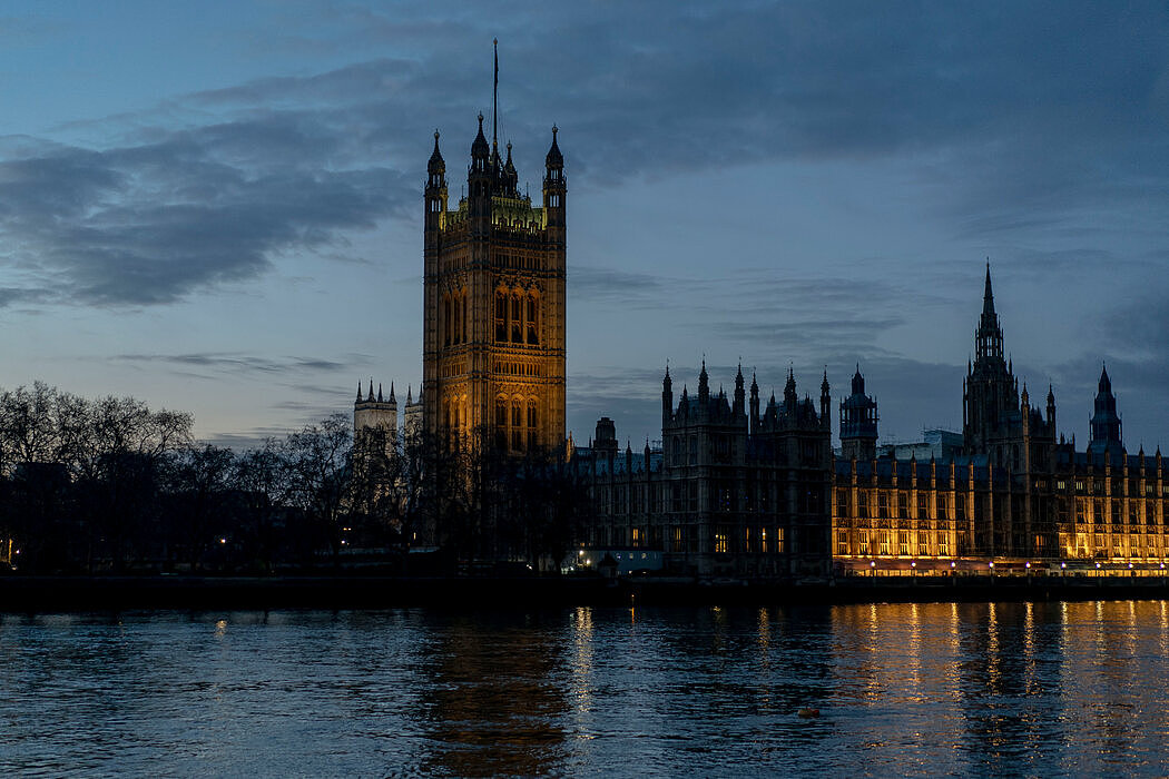 英国称中国利用领英试图招募并策反英国议员(组图) - 1