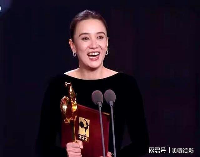 没想到！55岁丁克了一辈子的咏梅，如今凭一个举动实现了口碑暴涨（组图） - 2