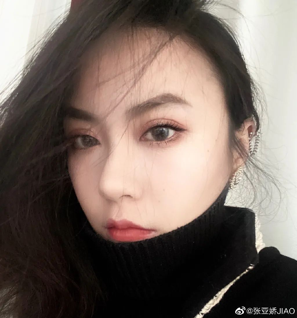 【美女】99年翘臀妹子,一张旗袍照撩爆直男!网友:太犯规了(组 图) - 10