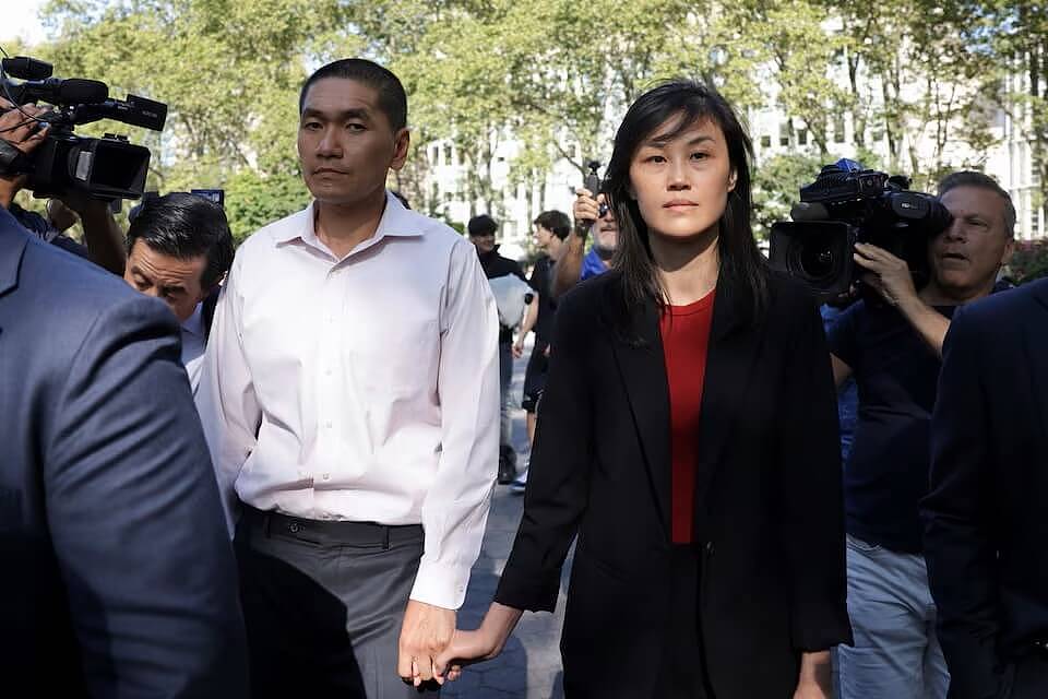 中国代理人孙雯案，州府收中文采购合同，豪宅曝光（图） - 1