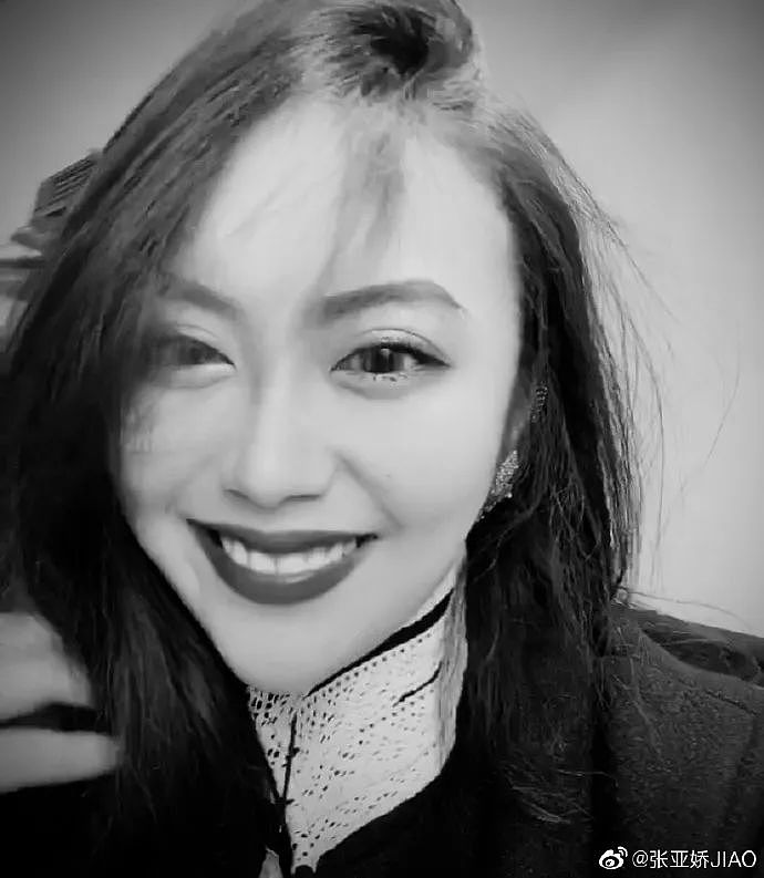 【美女】99年翘臀妹子,一张旗袍照撩爆直男!网友:太犯规了(组 图) - 8