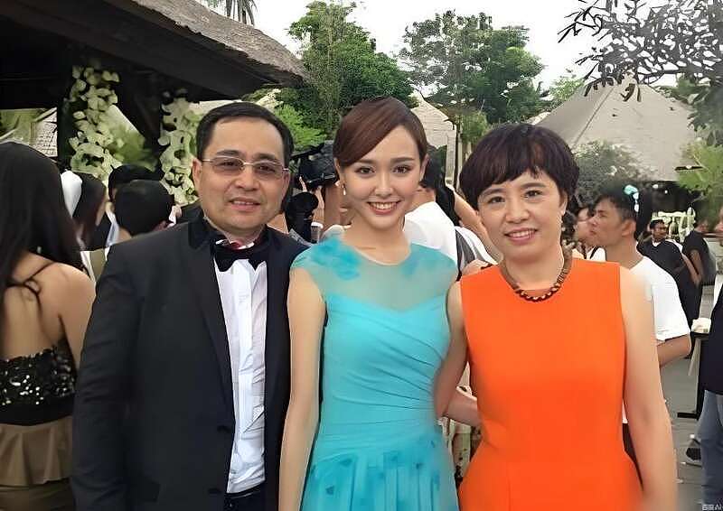 唐嫣罗晋被曝婚变,两人已分居很久,85花全军覆没(组图) - 11