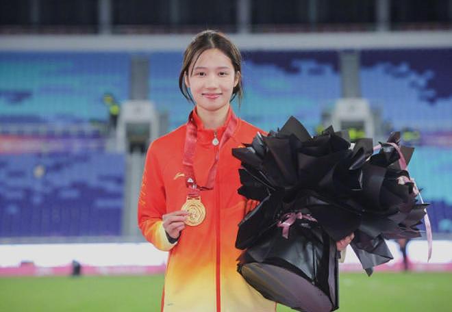 身材颜值堪比模特！清华美女研究生称霸全运跳高 3个月完成大满贯（组图） - 3