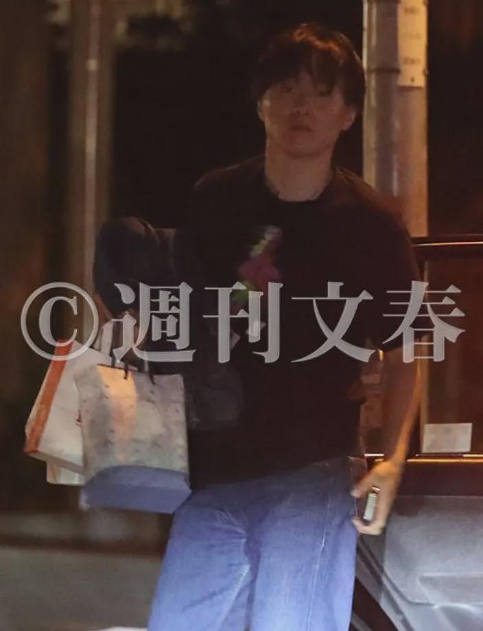 木村拓哉女儿被曝与男子4天3夜同居,男方颜值曝光引全网骚动:这也没比爸爸帅啊(组图) - 8