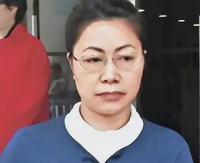 香港富豪去世,10亿遗产全归小三!为何原配9个子女一分没有?(组图) - 9