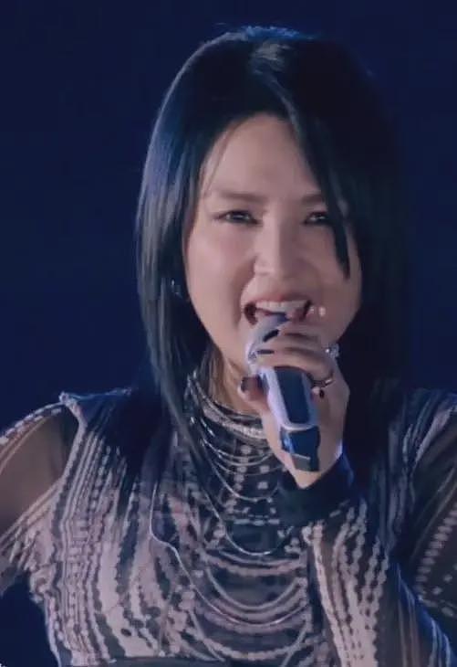 撒谎成性、靠走光博眼球!离婚8年后遭前夫暗讽的何洁,人设彻底崩塌(组图) - 24