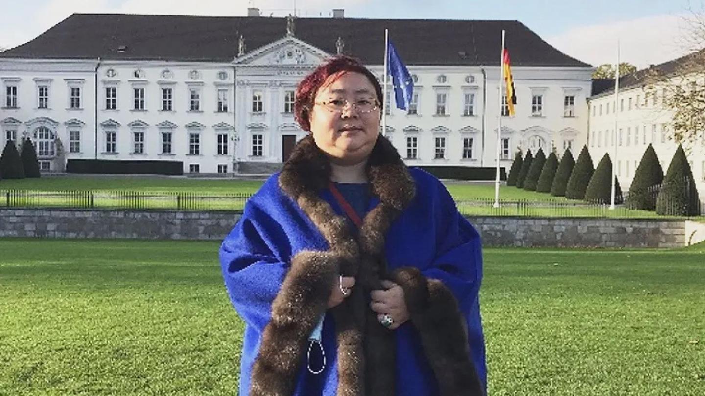 加密女王钱志敏化名“花总”,用冷钱包假护照潜逃(组图) - 6