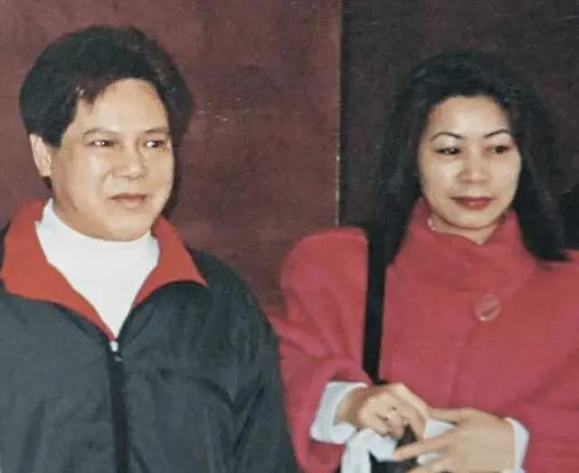香港富豪去世,10亿遗产全归小三!为何原配9个子女一分没有?(组图) - 7