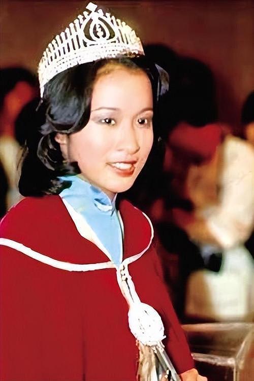 王晶曝霍震霆离婚内幕,罗康瑞朱玲玲早约定好,只为维持豪门体面(组图) - 5