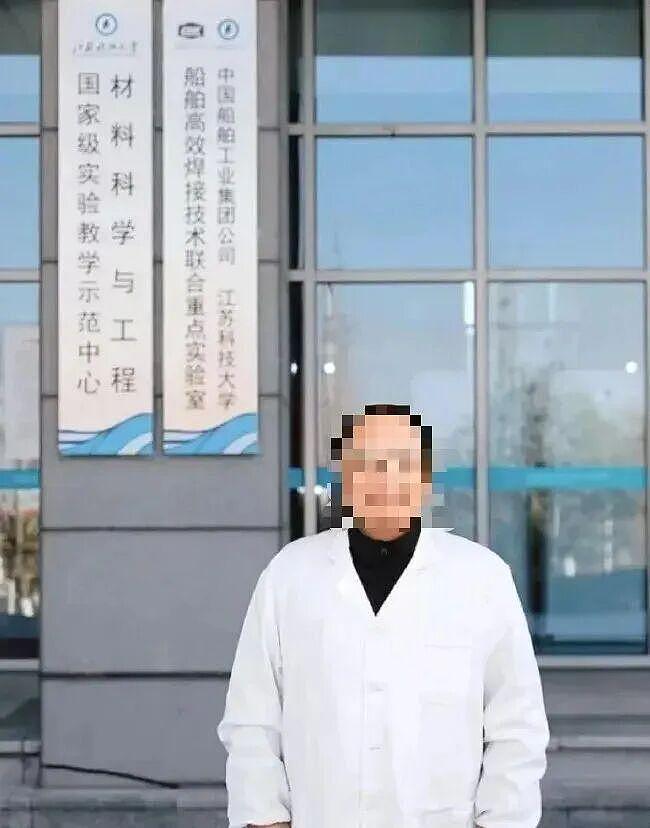 高中学历的郭伟教授：出门在外身份是自己给的（组图） - 6