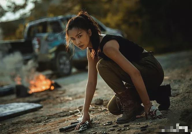 【美女】杨颖的脸+林志玲的身材,连男人装都挡不住她的魅力(组图) - 11
