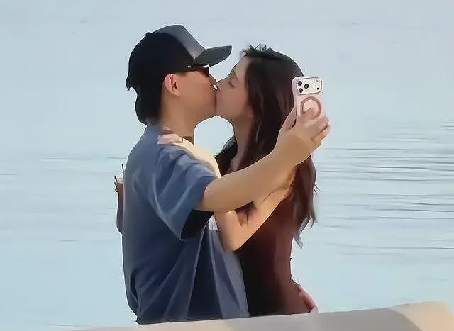 恋情实锤!胡彦斌易梦玲亲吻照曝光,两人相差16岁,女方情史丰富(组图) - 19