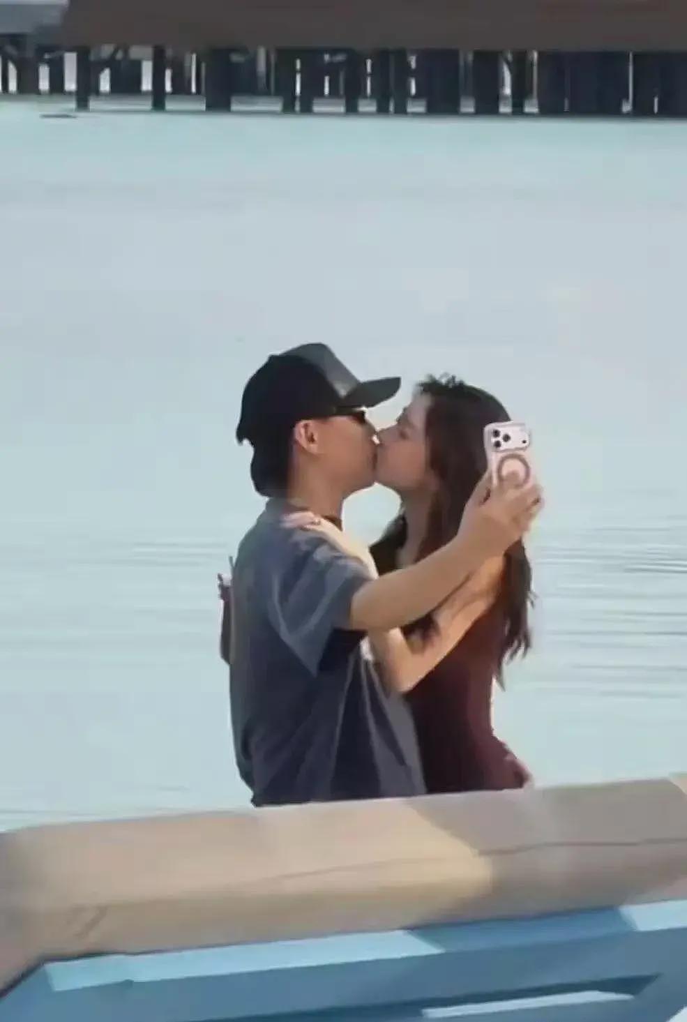 胡彦斌易梦玲恋爱细节曝光!送女方245万手表,王勉成最冤炮灰(组图) - 2