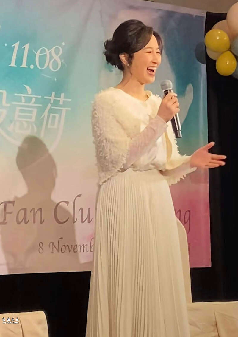 张家辉夫妇素颜吃饭被偶遇,网友大赞保养得宜(组图) - 7