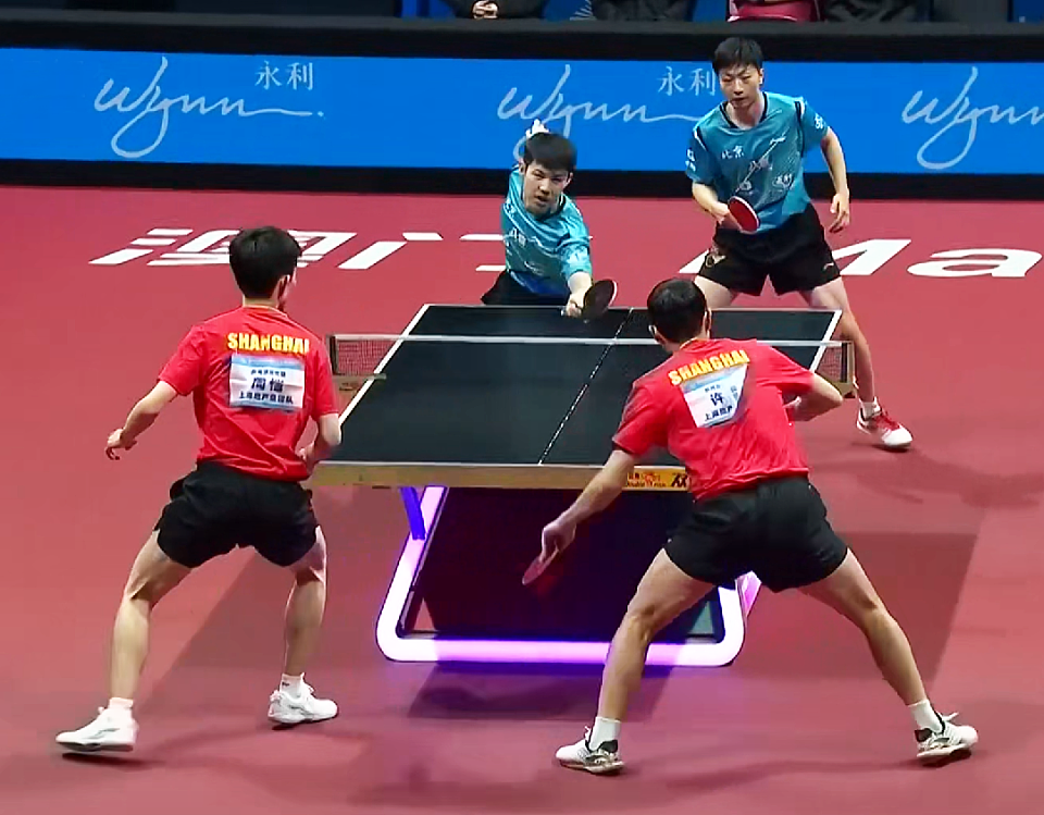 全运会乒乓:北京男团3-1胜上海夺冠!马龙连赢2场樊振东空砍1分(组图) - 3