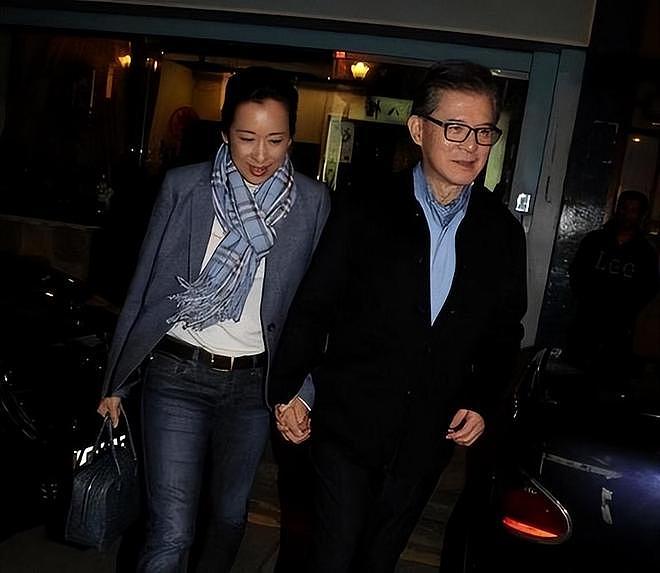 王晶曝霍震霆离婚内幕,罗康瑞朱玲玲早约定好,只为维持豪门体面(组图) - 15